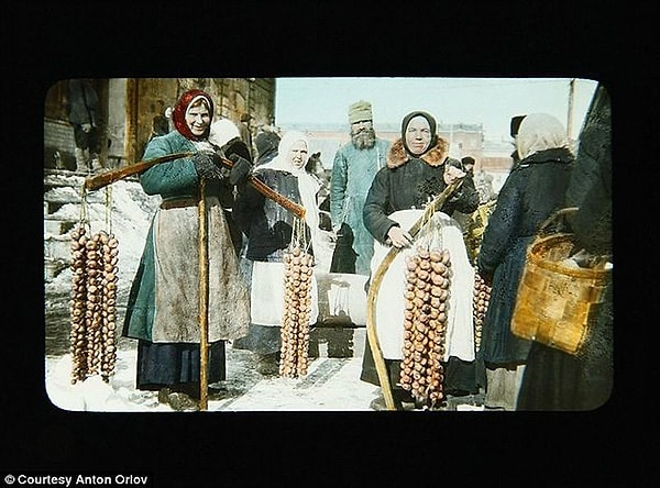 10. Джон Рахилл (тот самый пастор) еще и глубоко интересовался российской историей и культурой.