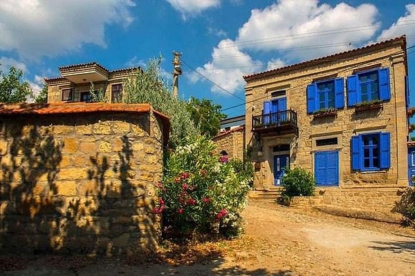 After the exchange with Greece, Cretan Turks replaced the Greeks in 1924. However, when they left the village in time, Adatepe turned into a ghost village.