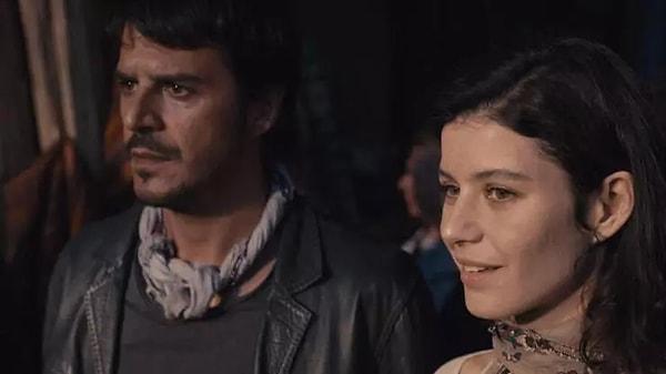 Başrollerinde Beren Saat ve Mehmet Günsür'ün yer aldığı dizi, 3 sezon boyunca izleyiciyi ekrana kilitledi.