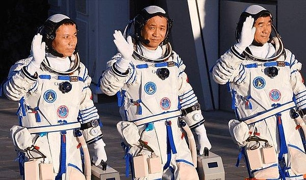 В прошлом году китайские астронавты, известные как тайконавты, впервые в истории вырастили рис из семян в космосе.
