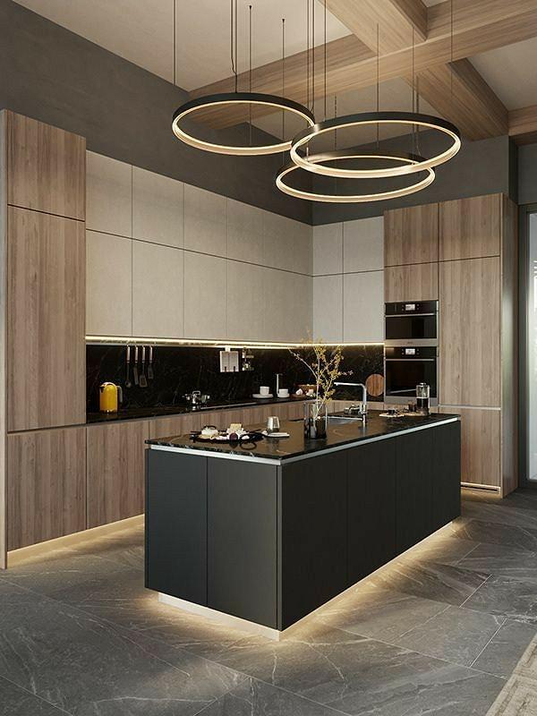 Eğer mutfağınız için geniş bir alana sahipseniz, aydınlatma seçeneğinizi sarkıt modellerden kullanabilirsiniz.