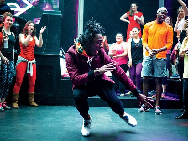 15. Какое животное в 2013 году стало первым млекопитающим, которое продемонстрировало, что может понимать ритм и сохранять ритм?