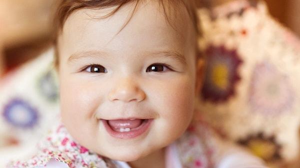 Bebeklerde diş çıkarmanın ne kadar sürdüğü kesin olarak belli değil.