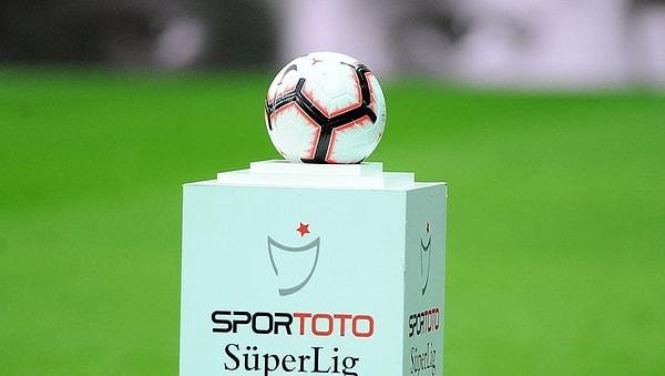 Spor Toto Süper Lig'de ise takımlar her 214 dakikada bir penaltı kullanılıyor.