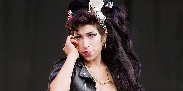 Tıpkı Amy Winehouse'ta,