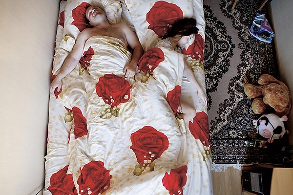 Среди них были кошки, планшеты, тапочки, постельное белье с крупными розами или символикой «Звездных войн», мягкие игрушки и многое другое.