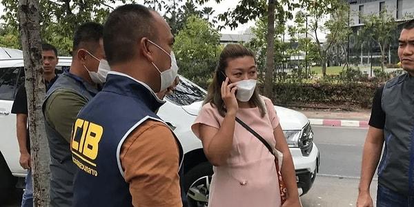 Tayland polisi tarafından yapılan açıklamada, adli tıp incelemesinde Khanwong'ın vücudunda siyanür tespit edildiği, ayrıca telefonu, cüzdanı ve çantasının da kayıp olduğu kaydedildi.