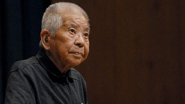 2. Tsutomu Yamaguchi, II. Dünya Savaşı sırasında hem Hiroşima'da hem de Nagasaki'de atom bombası patlamalarından sağ kurtuldu.