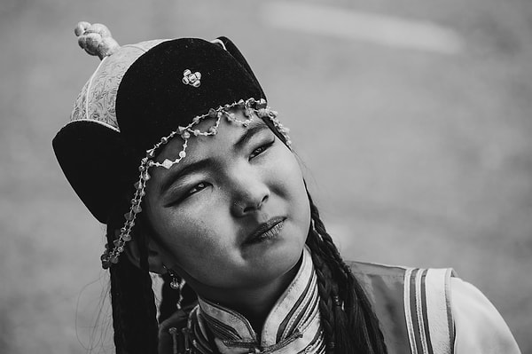 2. Огромная держава монголов была создана ...