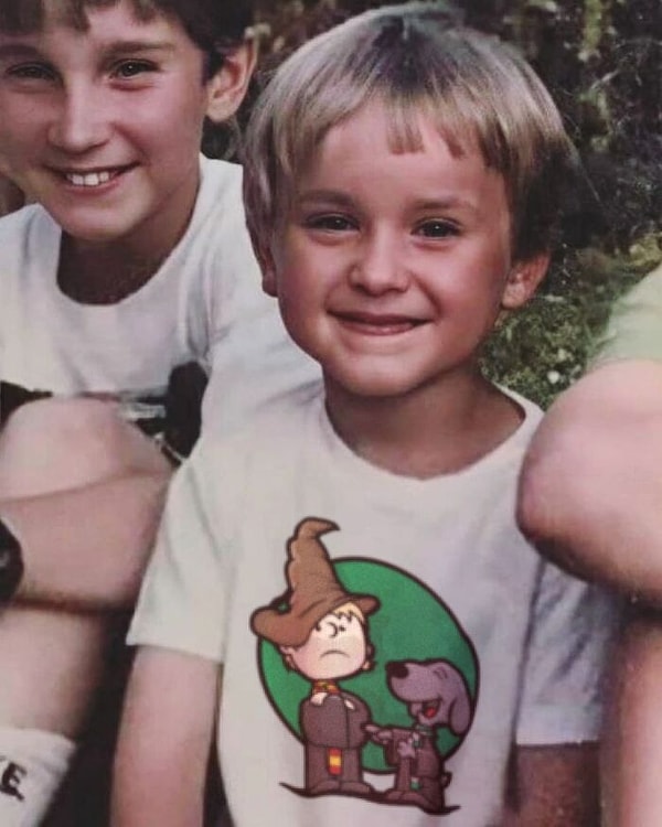 10. Том Фелтон