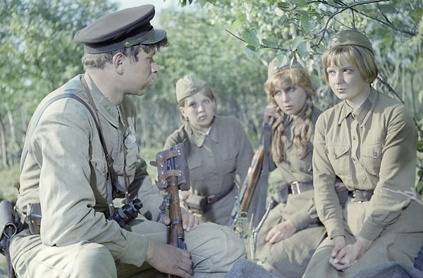 Наверное, вам лучше пересмотреть военные фильмы СССР