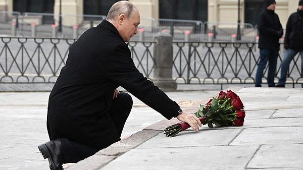 Fransız haber ajansı AFP, suikast girişiminde Kremlin Sarayı'nın hedef alındığını aktardı.