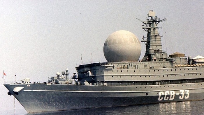 Зачем в Советском Союзе построили корабль с металлическими шарами и что внутри них