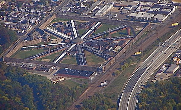 1. Holmesburg Hapishanesi, 1896'da Amerika'da inşa edilen bu hapishane belki de en ürpertici geçmişe sahip.