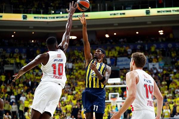 Fenerbahçe Beko, dörtlü finale kalmak için deplasmanda Olympiakos'a konuk oluyor.