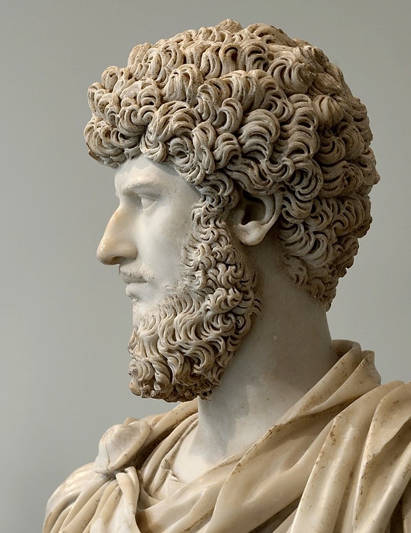 Roma İmparatoru Lucius Verus