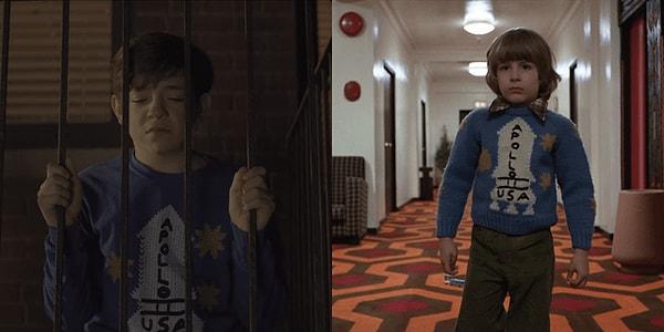 5. Lyle, Lyle, Crocodile (2020) filmindeki çocuğun sweatshirt'ünün aynısı The Shining (1980) filmindeki Danny karakterinde de var.