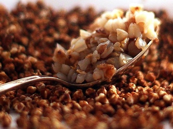 9. А килограмм гречневой крупы сколько стоил?