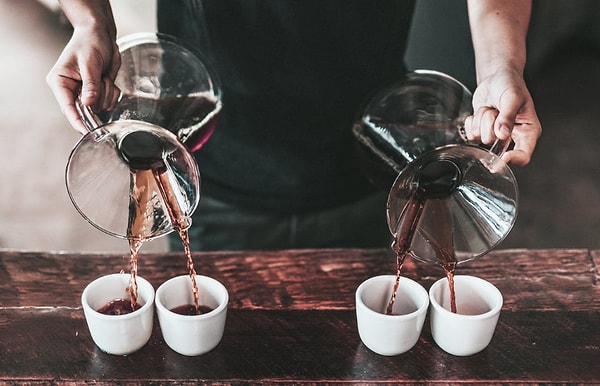 11. Иногда вы перестаете считать, сколько чашек кофе уже выпили.