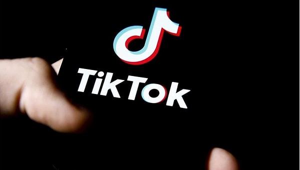 Sosyal medyanın son dönemde en popüler platformlarından biri olan TikTok, kullanıcıların özel yaşamlarını da tüm çıplaklığıyla paylaştıkları bir alan haline geldi.