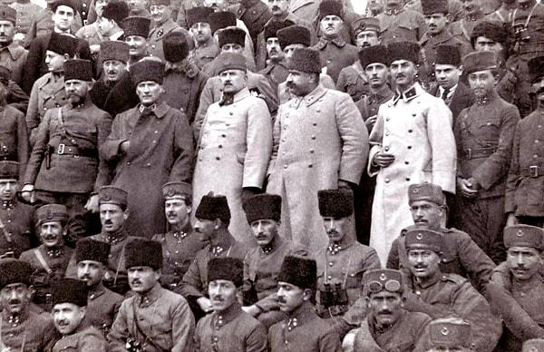 Özcan, Mustafa Kemal Atatürk üzerinden Bahçeli'ye seslendi.