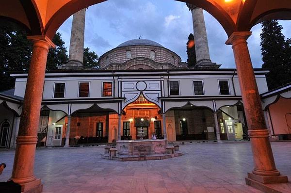Emir Sultan Camii Tarihçesi ve Mimarisi