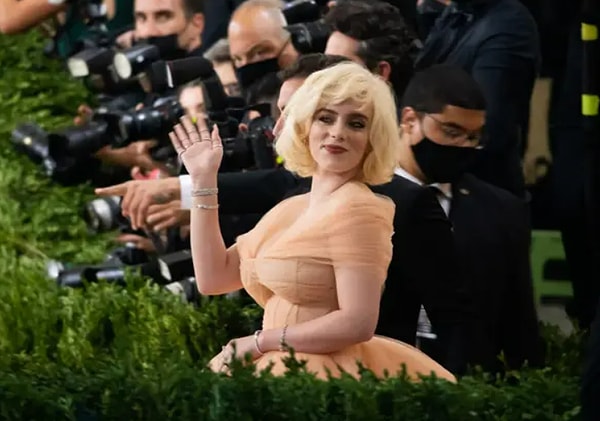 Билли Айлиш в 19: