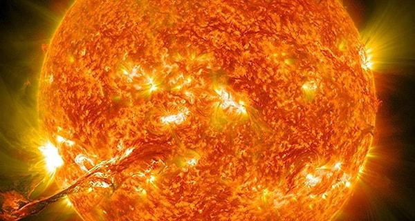 17. Mayıs: Dünyadaki en büyük Güneş Teleskobu Daniel K. Inouye, Güneş'in yüzeyinin şimdiye kadar çekilmiş en yakından ve detaylı görüntülerini kaydetti.