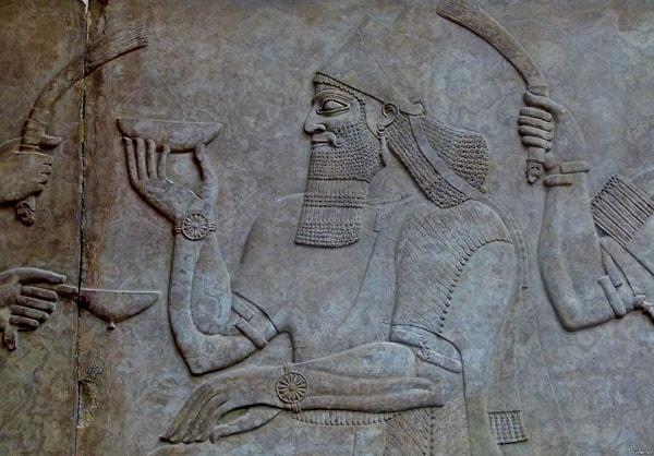 Arkeologlar yaptıkları çalışmalarda Enki'nin yaşadığını düşündükleri bir Ziggurat keşfetmişlerdir.