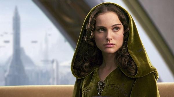 11.George Lucas'ın öncül Star Wars üçlemesinde Anakin Skywalker'ın kalbini kazanan Padmé Amidala olarak rol alan Natalie Portman, GQ dergisine verdiği röportajda "Star Wars" dünyasına geri dönmeye açık olduğunu söyledi.