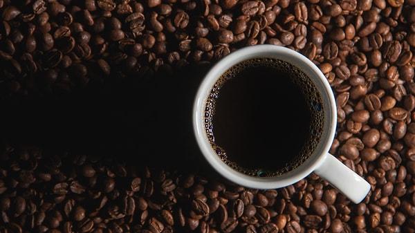 Kahvenin hiçbir türlüsünü aşırı tüketmemeye özen gösterin. Aksi halde birçok fiziksel ve mental sağlık problemi doğurabilir.