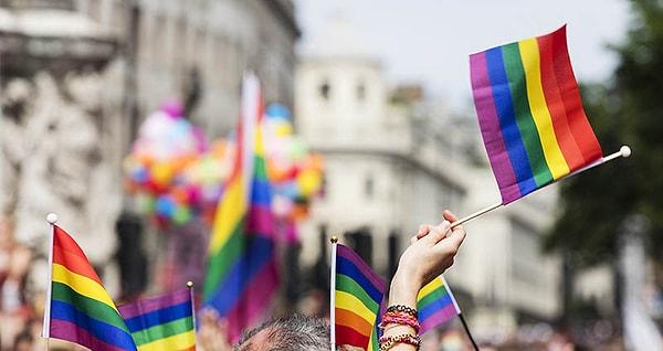 LGBT Bayrağı İlk Ne Zaman Kullanıldı?