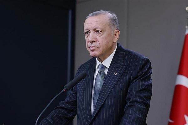 Recep Tayyip Erdoğan, dün akşam 2. turu gerçekleşen Cumhurbaşkanlığı seçiminde yeniden Türkiye Cumhuriyeti Cumhurbaşkanı olarak seçildi.