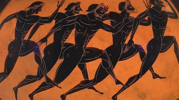 Antik Yunanistanlı sporcular, Olimpiyat Oyunları'na katılabilmek için uzun süreli bir hazırlık süreci geçirirdi.