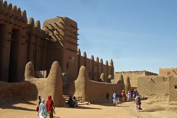 9. Mali İmparatorluğu (1230-1670):