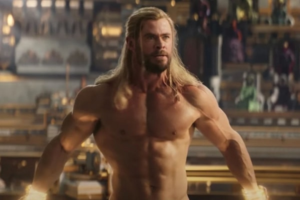 Актер уже дразнил фанатов в ноябре в интервью с Джошем Горовицем, что он вернется в Marvel, если его персонаж подвергнется «радикальные изменениям»