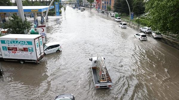 Ankara son günlerde yaşanan olumsuz hava koşullarıyla boğuşuyor.