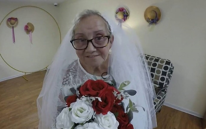 77-летняя женщина устроила свадьбу своей мечты, но жениха не пригласила