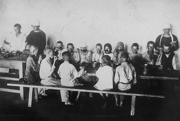 16. Борьба с голодом и беспризорностью. Поволжье, 1921