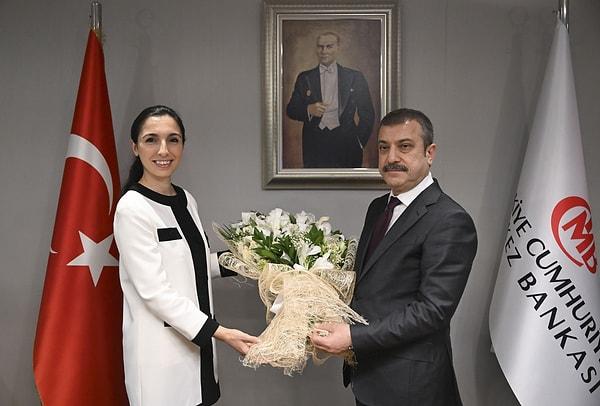 Bankacılık Düzenleme ve Denetleme Kurulu (BDDK) Başkanlığı görevine getirilen Kavcıoğlu da Erkan'a Türkiye için başarılı çalışmalarının devamını diledi.