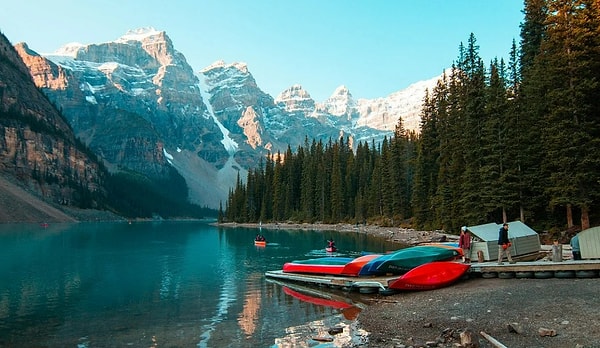 4. Выберите столицу Канады: