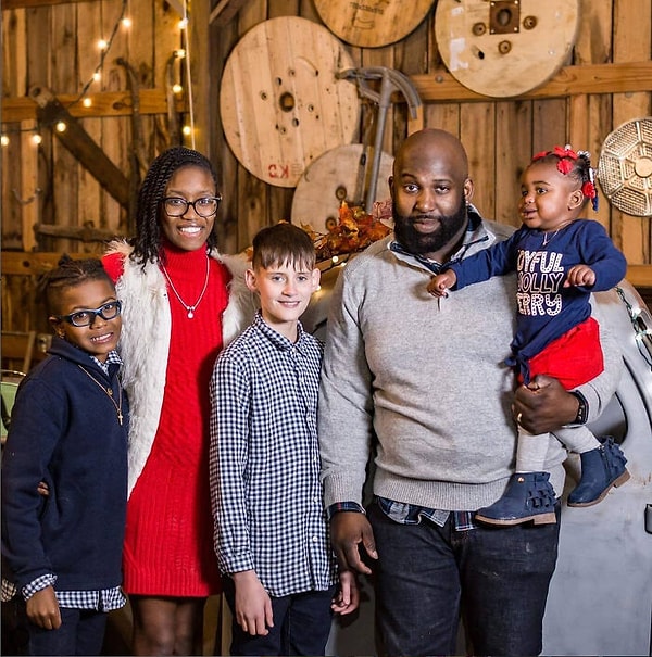 Говорят семью не выбирают, а вот друзей как раз можно выбрать. Мальчик из этой истории опроверг эти простые истины