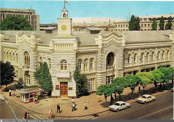 15. Исполком в Кишиневе, Молдавская ССР (1980 год).