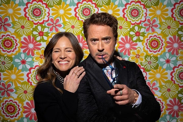 Причина, по которой Дауни все еще является предметом обсуждения в последнее время, несколько иная.