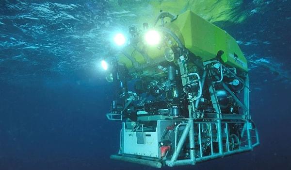 Atlantik Okyanusu’nda çalışmalar son hızla devam ederken, Fransız kurtarma gemisi L’Atalante’nin taşıdığı Victor 6000 isimli robotun da çalışmalara katıldığı açıklandı.