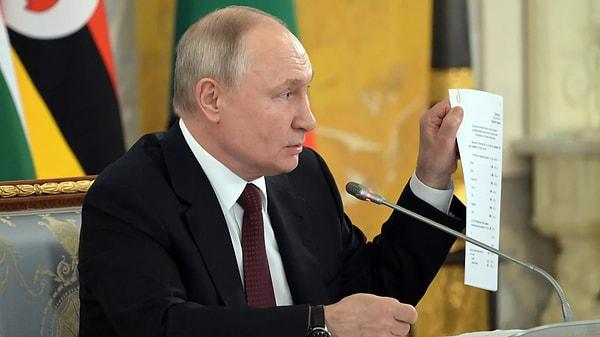 Rus lider Putin, silahlı kalkışmayla uğraşırken, bir yandan da önemli bir yasayı onayladı.
