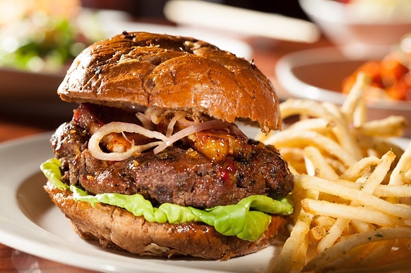 7. Котлеты в бургерах — любовь или ненависть на всю жизнь?