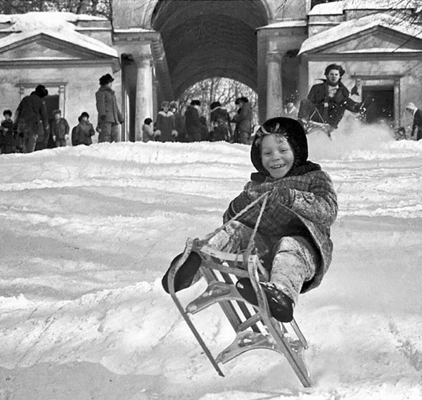 6. Беззаботное детство и мокрые ботинки 😂