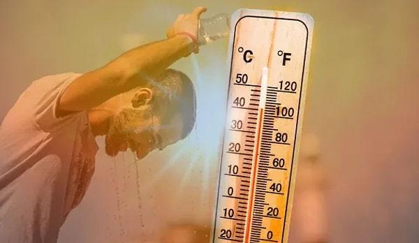 Meteoroloji’nin haftalık hava tahminlerinde yer alan bilgiye göre Türkiye genelinde 11 Temmuz itibarıyla sıcak hava etkili olacak. Açıklamada, "Mevsim normalleri üzerinde seyreden hava sıcaklıklarının, Salı günü batı kesimlerden başlayarak artacağı tahmin ediliyor" ifadeleri kullanıldı.