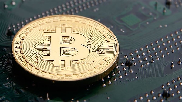 Banka, tahminlerdeki artışa neden olarak Bitcoin madencilerinin token satışlarını azaltmalarını gösterdi.